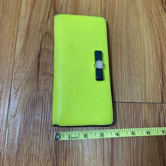 Marc Jacobs Sophisticato Bow Slim Snap Wallet - Picture 16 of 16